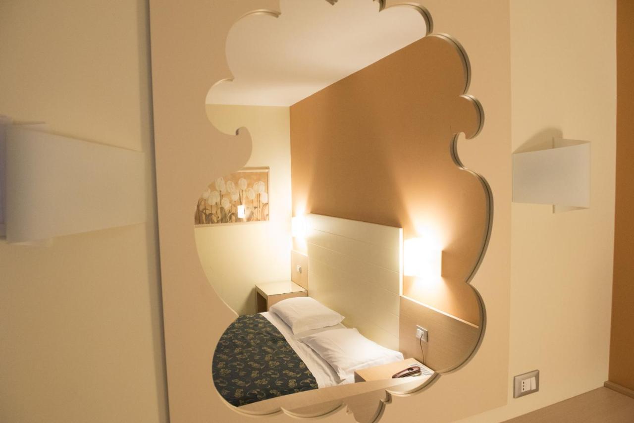 Hotel Duca Degli Abruzzi Montesilvano Marina Zewnętrze zdjęcie