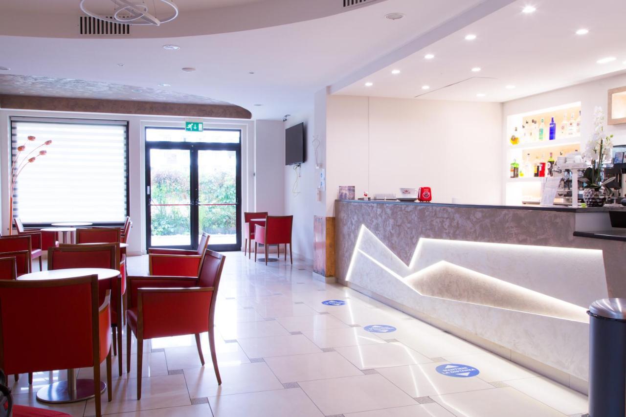 Hotel Duca Degli Abruzzi Montesilvano Marina Zewnętrze zdjęcie